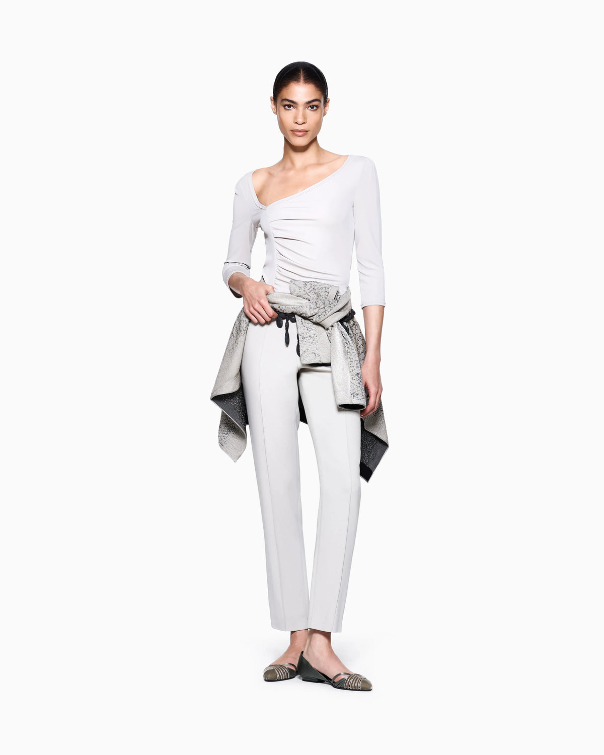 Straight-leg trousers in viscose cady