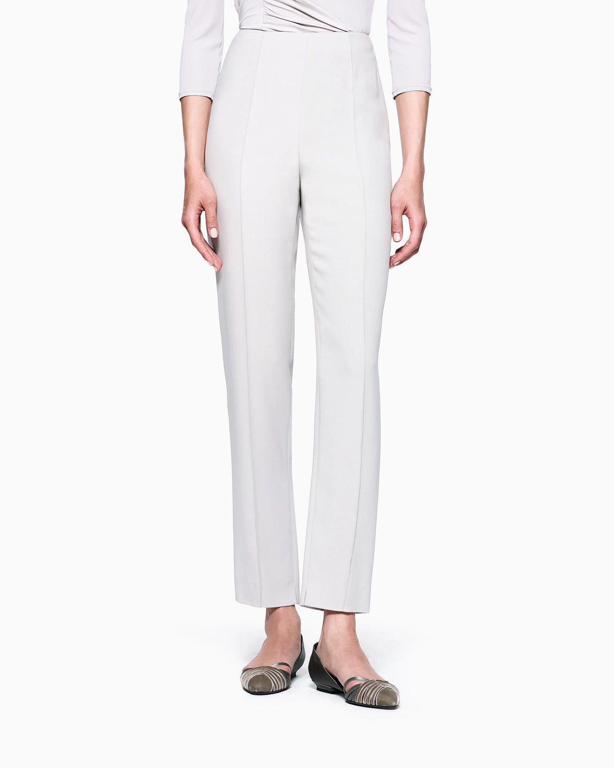 Straight-leg trousers in viscose cady