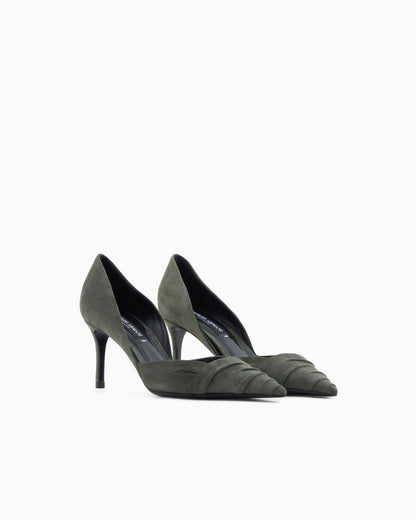 Suede court shoes