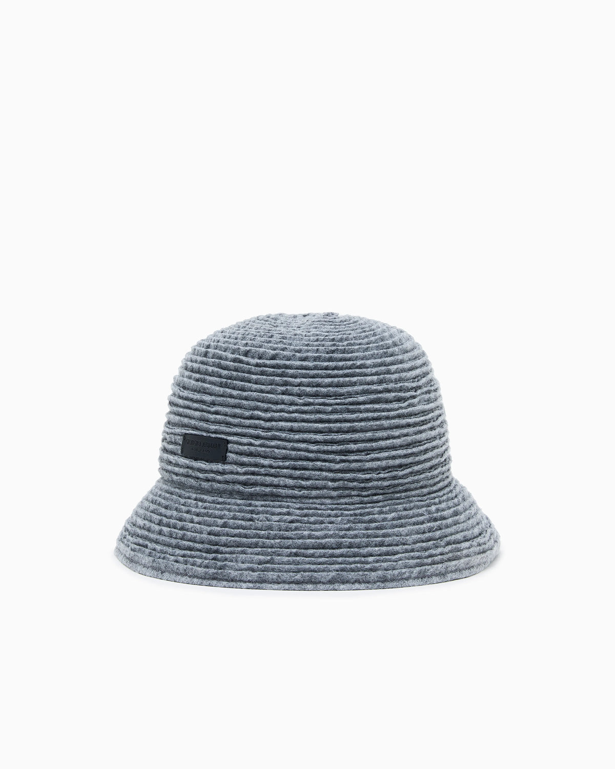 Hat in wool webbing