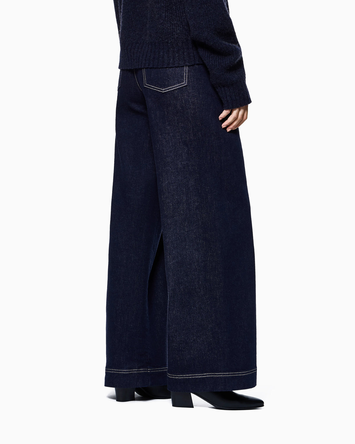 Denim trousers with a wide leg and high waist