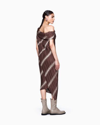 Pleated two-tone jersey midi dress