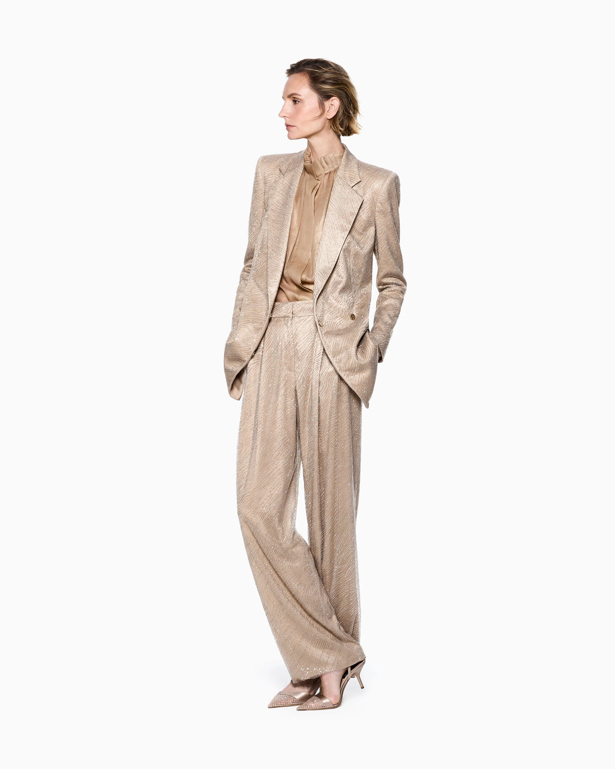 Trousers with silk pleats with rhinestone embroidery