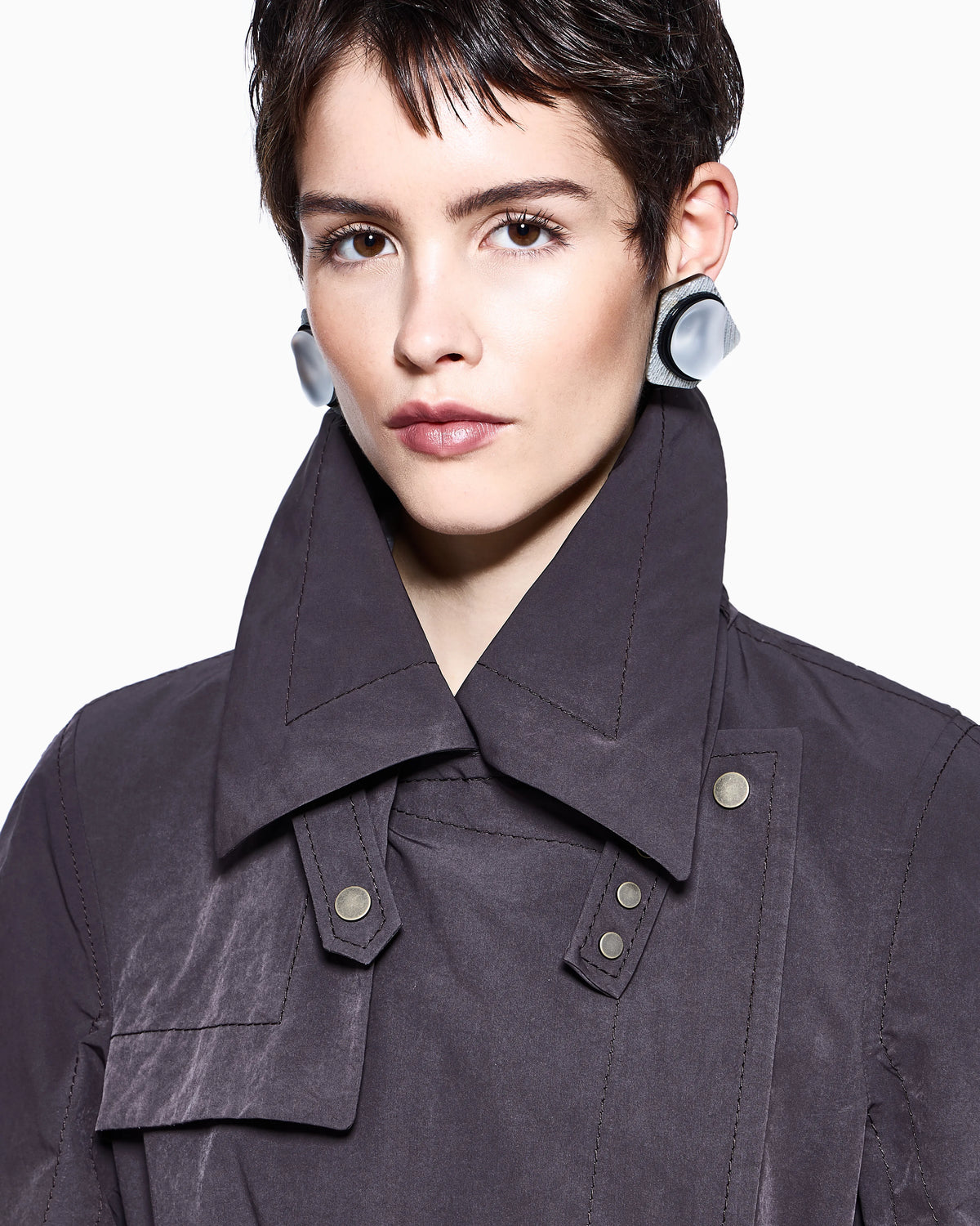 Trench coat in technical fabric
