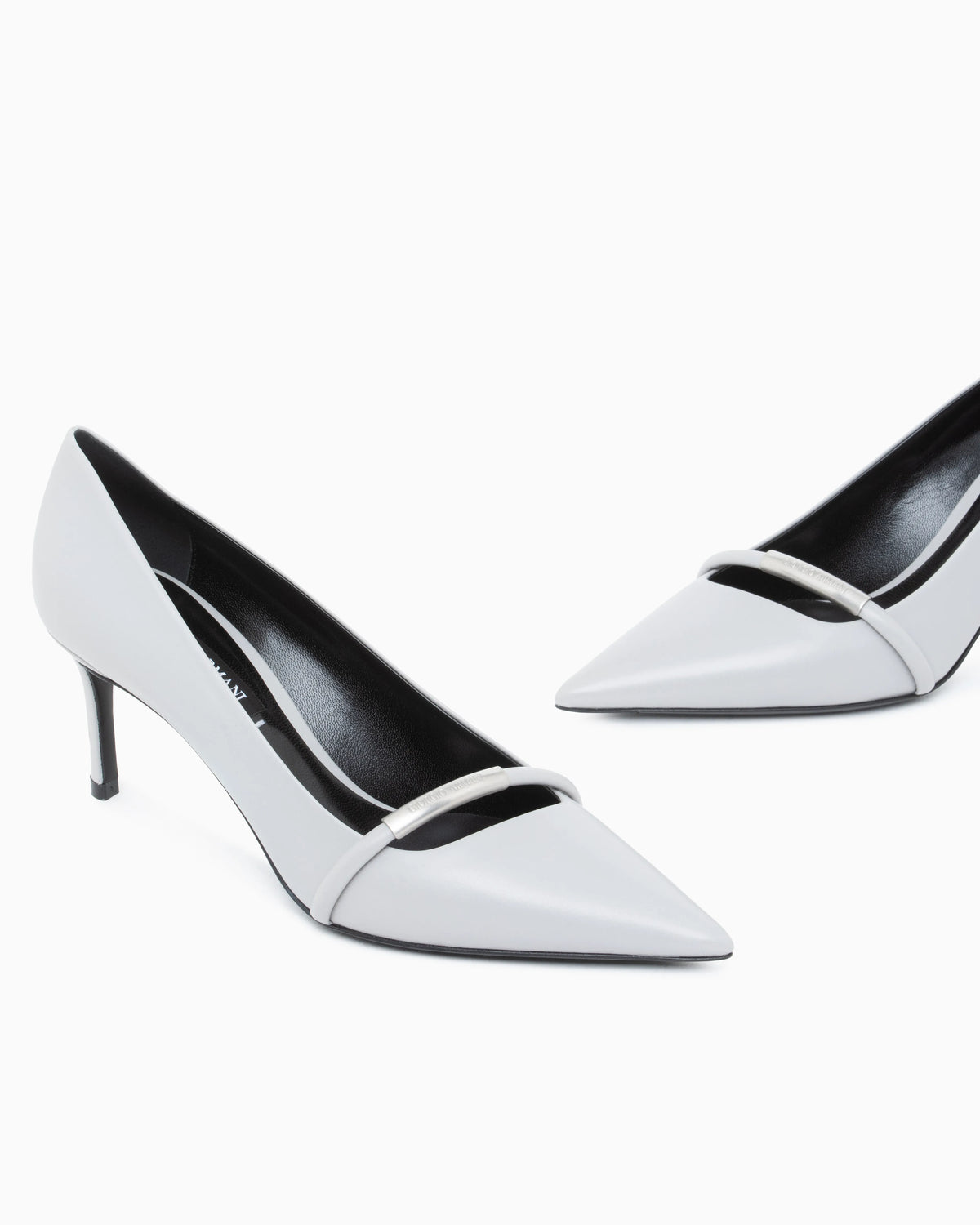 Pointed Leather Pumps with Metallic Strap