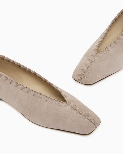 Suede ballerinas with embroidery