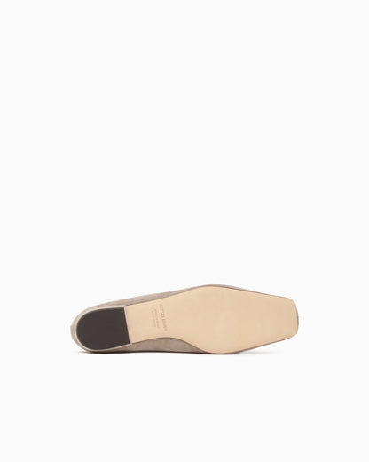 Suede ballerinas with embroidery