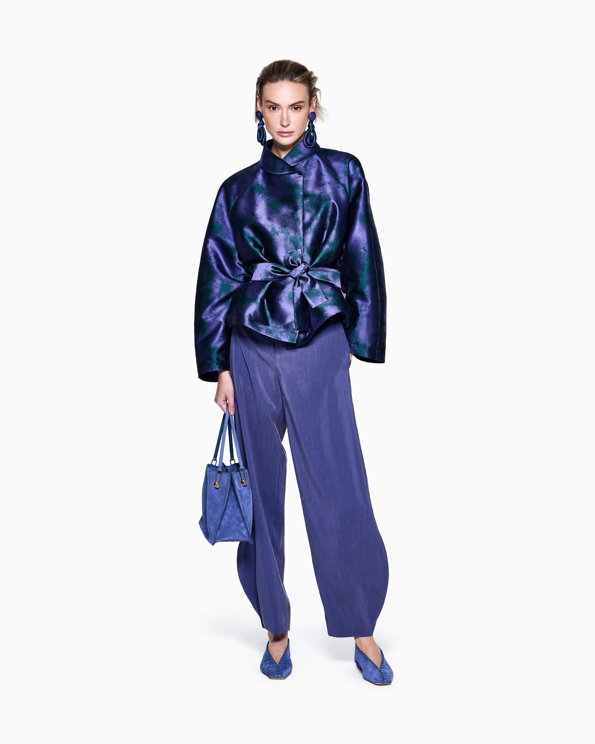 Short jacket in a two-tone silk blend jacquard