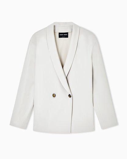 Double-breasted jacket in fluid wool