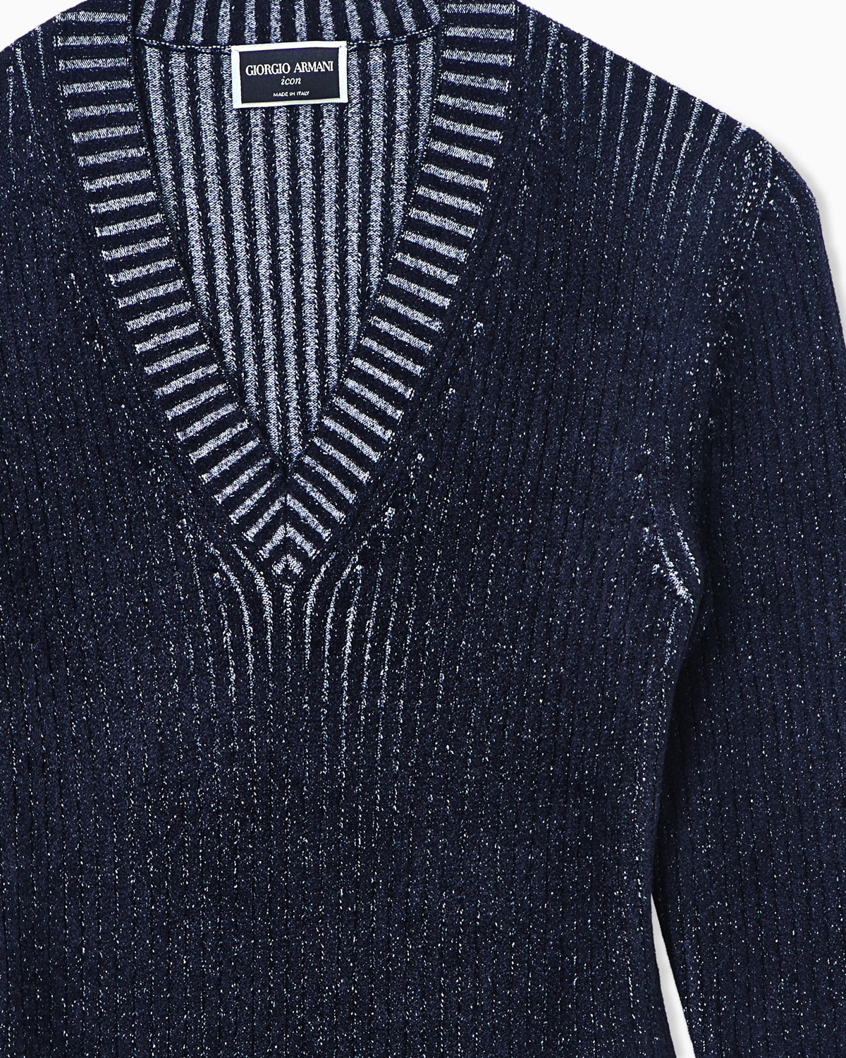 V-neck jumper in ribbed virgin wool and viscose Icon