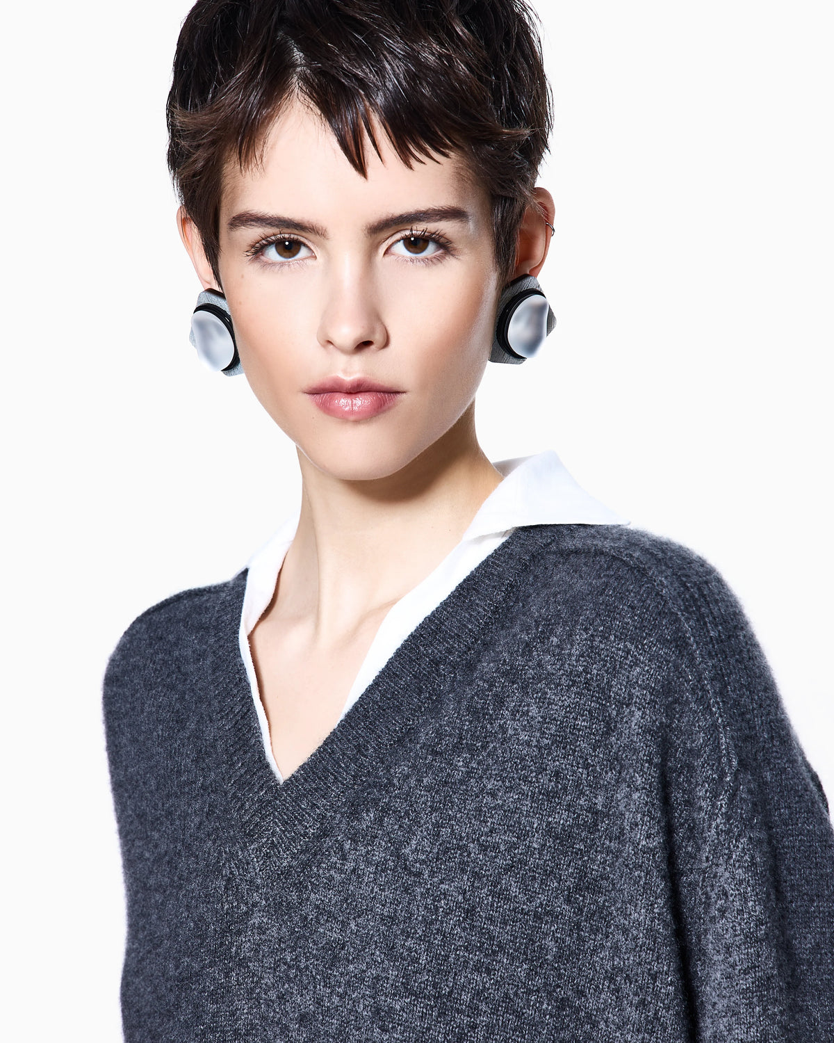 Cashmere jumper with shirt details
