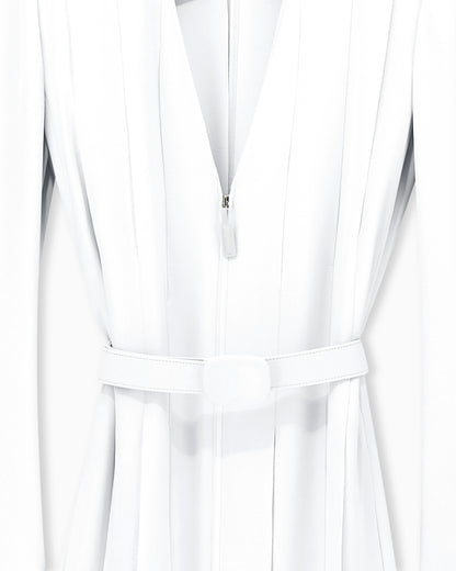 Dress in triple georgette silk with a belt and V-neck