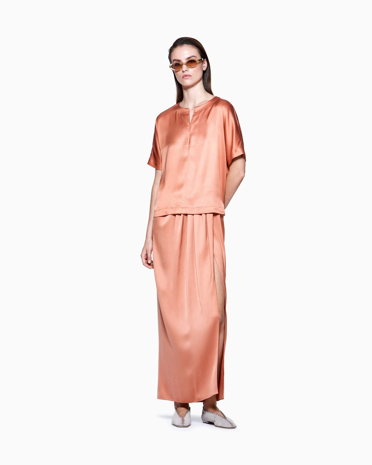 Short-sleeved shirt in double-faced silk satin