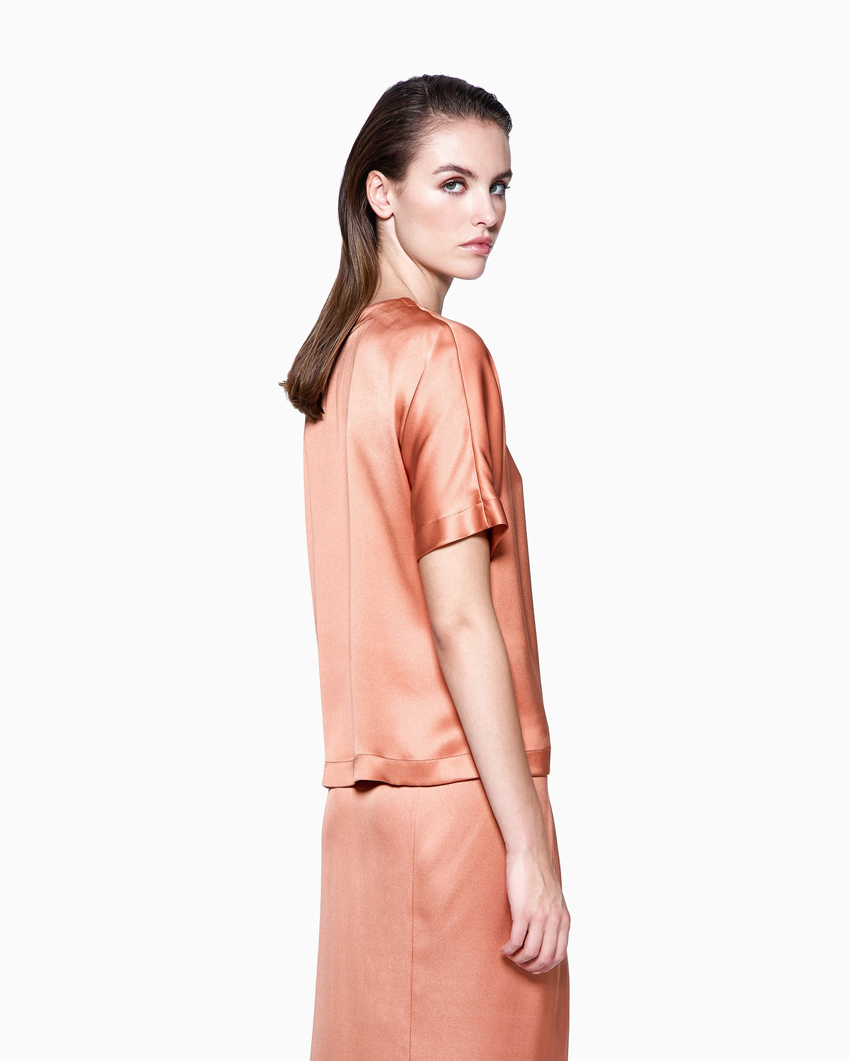 Short-sleeved shirt in double-faced silk satin