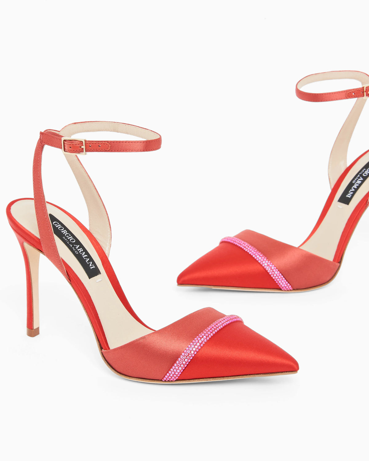 Court shoes with two-tone satin strap
