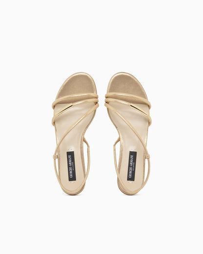 Flat sandals in sparkling nubuck
