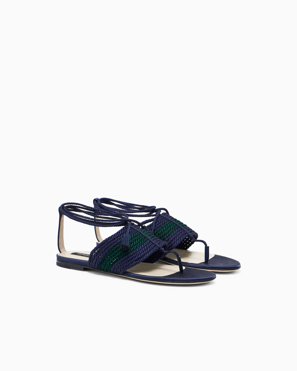 Flat thong sandals in passementerie