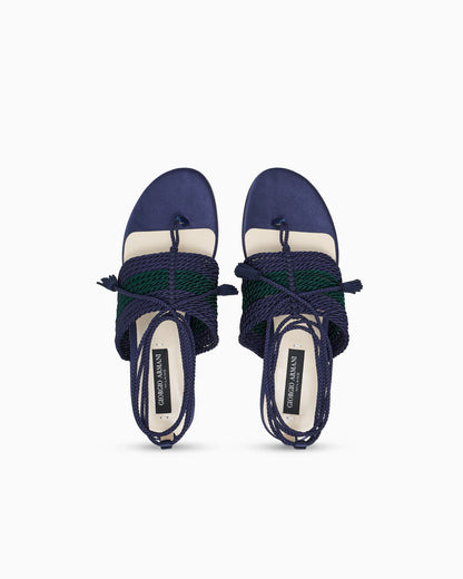 Flat thong sandals in passementerie