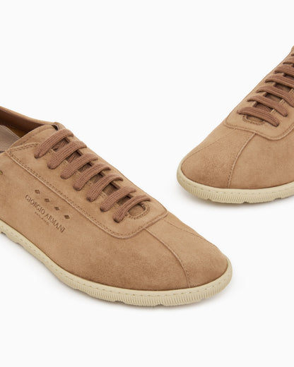 Lace-up sneaker in velour suede with rubber sole