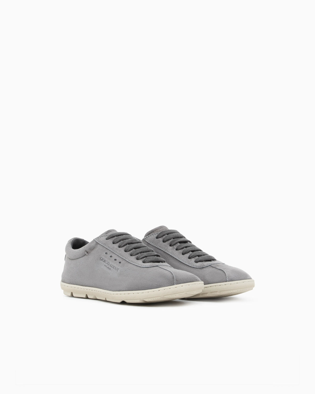 Lace-up sneaker in velour suede with rubber sole