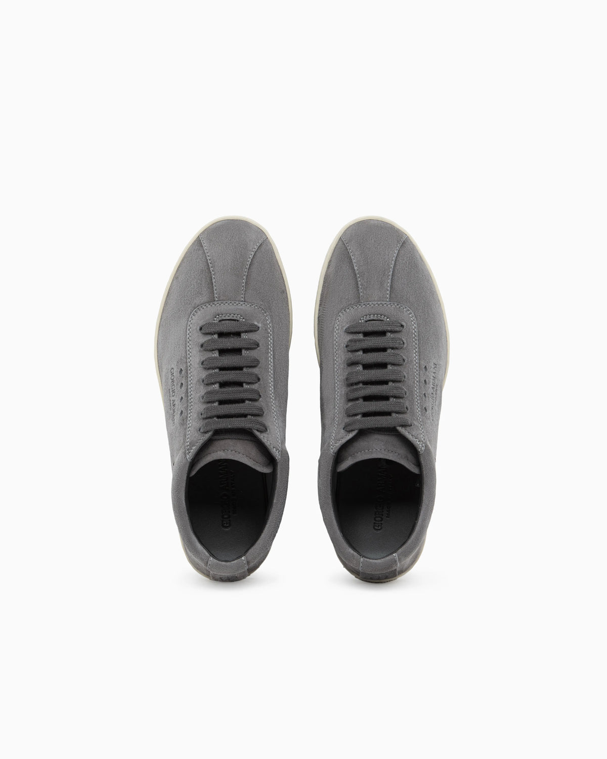 Lace-up sneaker in velour suede with rubber sole