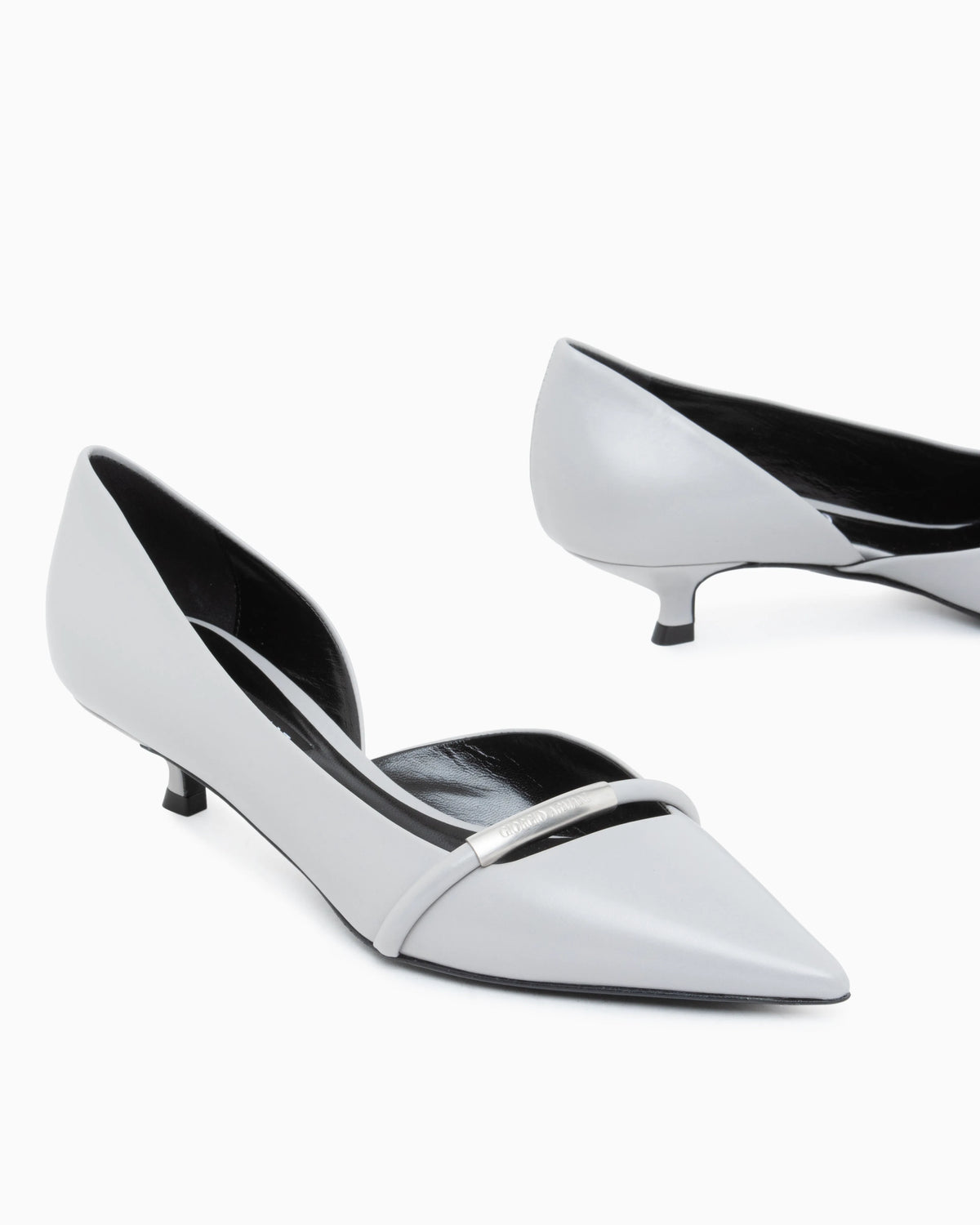 Pointed Toe Leather Pumps with Strap and Low Heel
