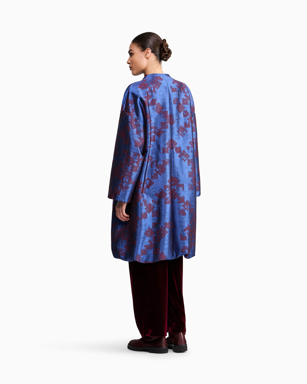 Wool kimono coat with geometric jacquard pattern
