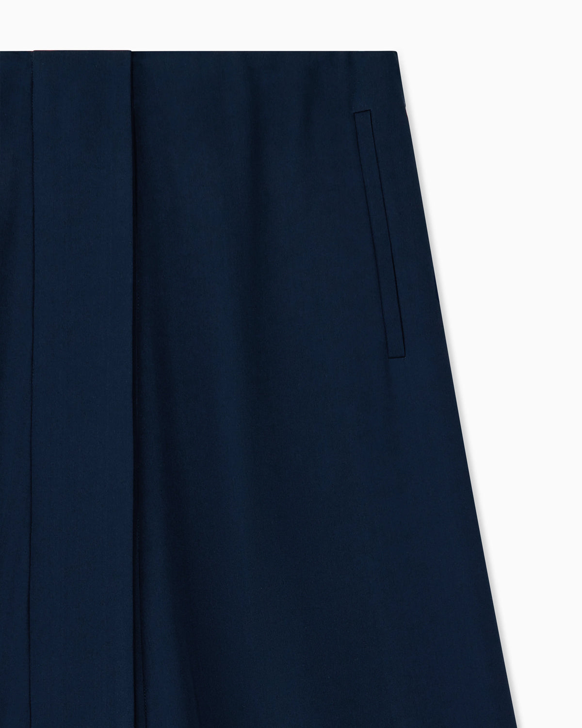 Skirt in triple silk georgette with front slit