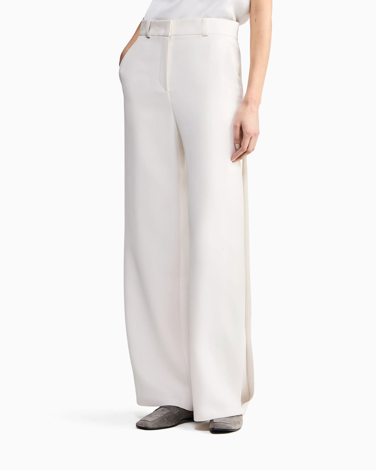 Flat front trousers in silk cady with a hidden side pleat