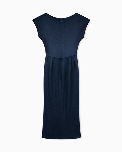 Dress with crew neck in hammered satin and draped shoulder