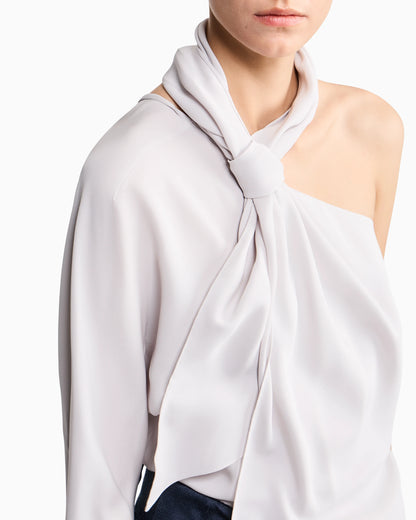 One-shoulder shirt in silk triple georgette with a sash