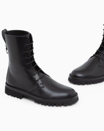 Boot leather upper with cushioned sole