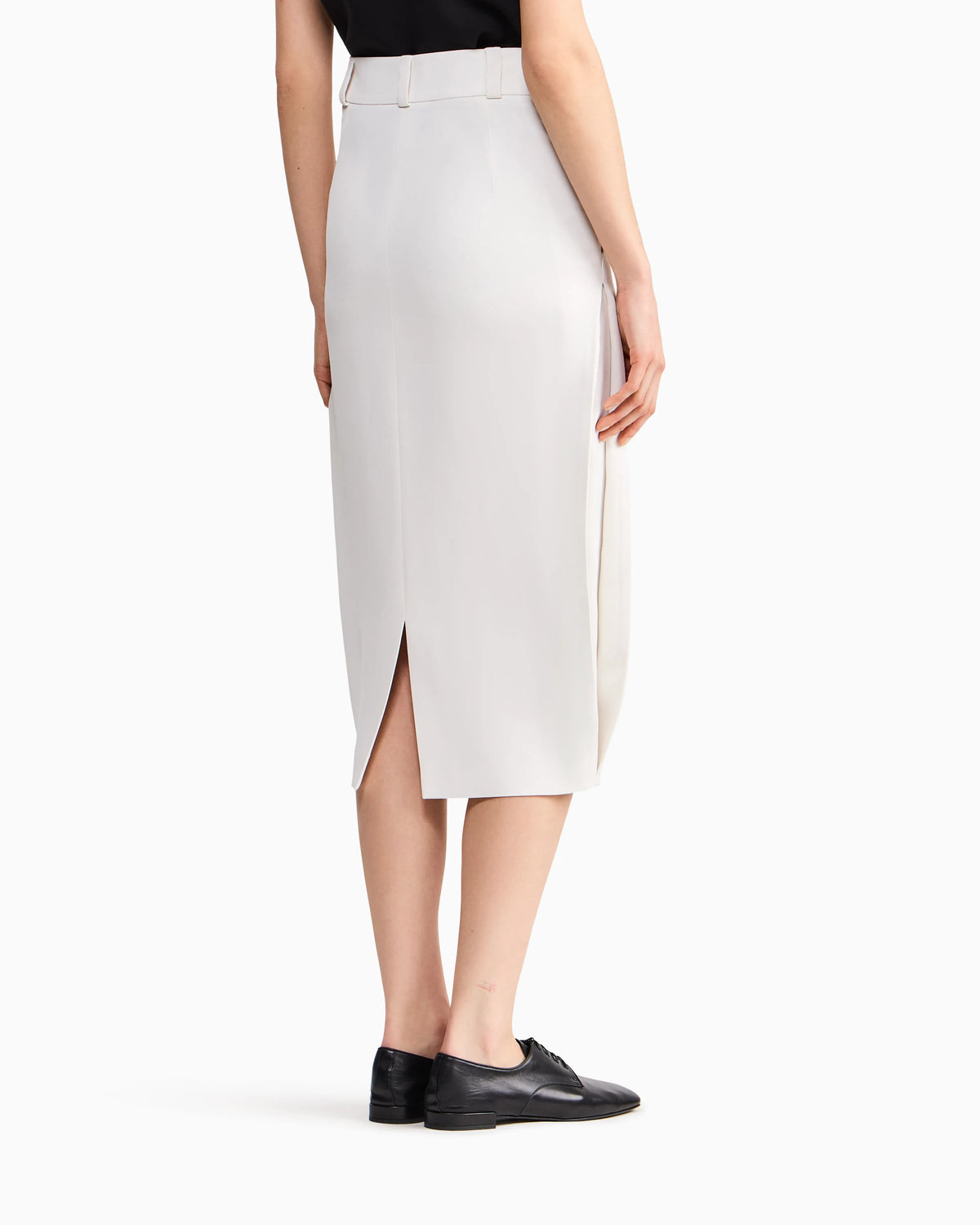 Unlined slim sheath dress in silk cady with slit