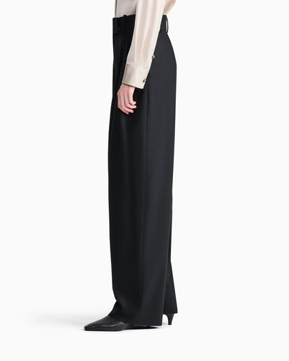Wide-leg trousers in wool and cashmere flannel with pleats