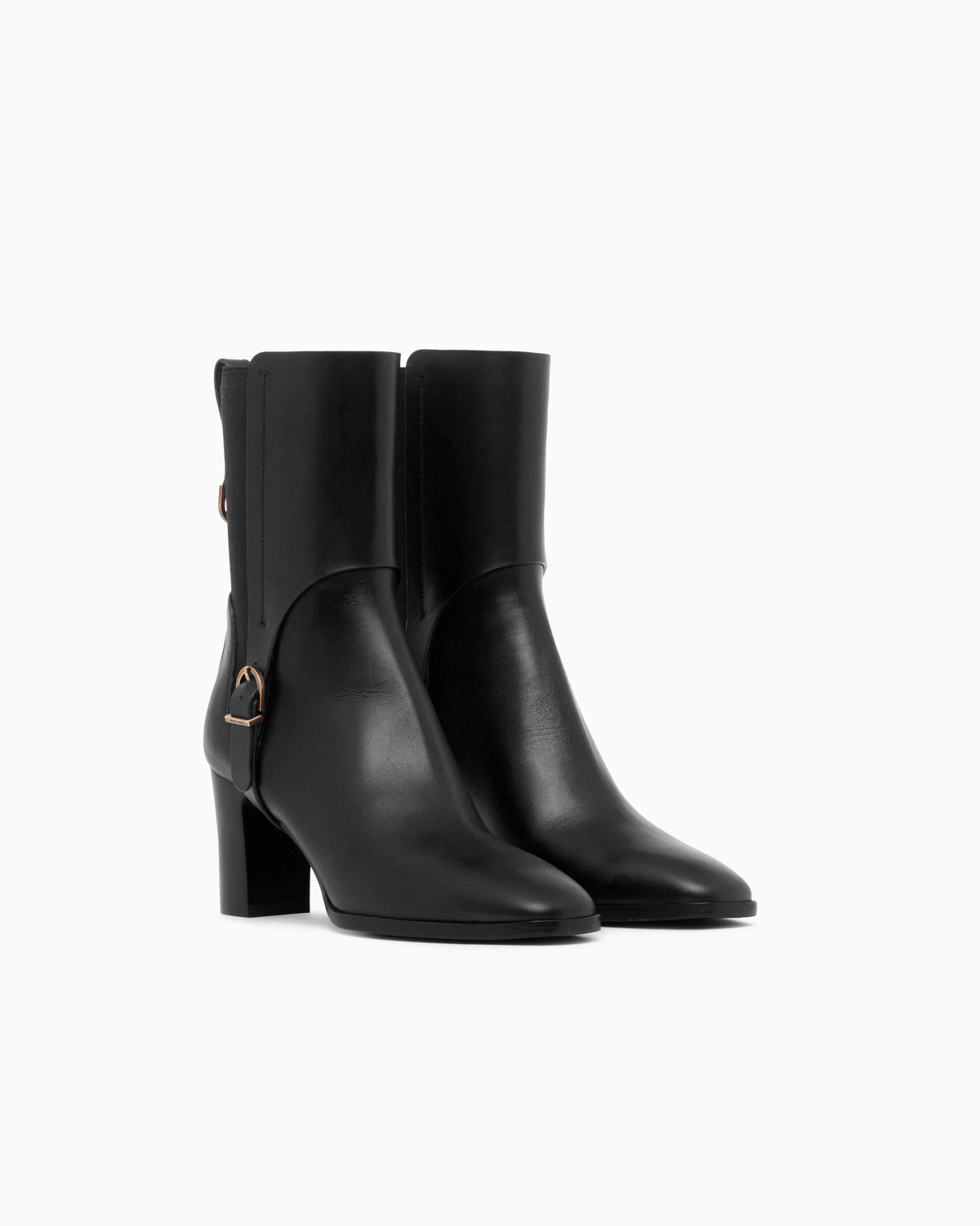 Boot with rubber details and leather sole
