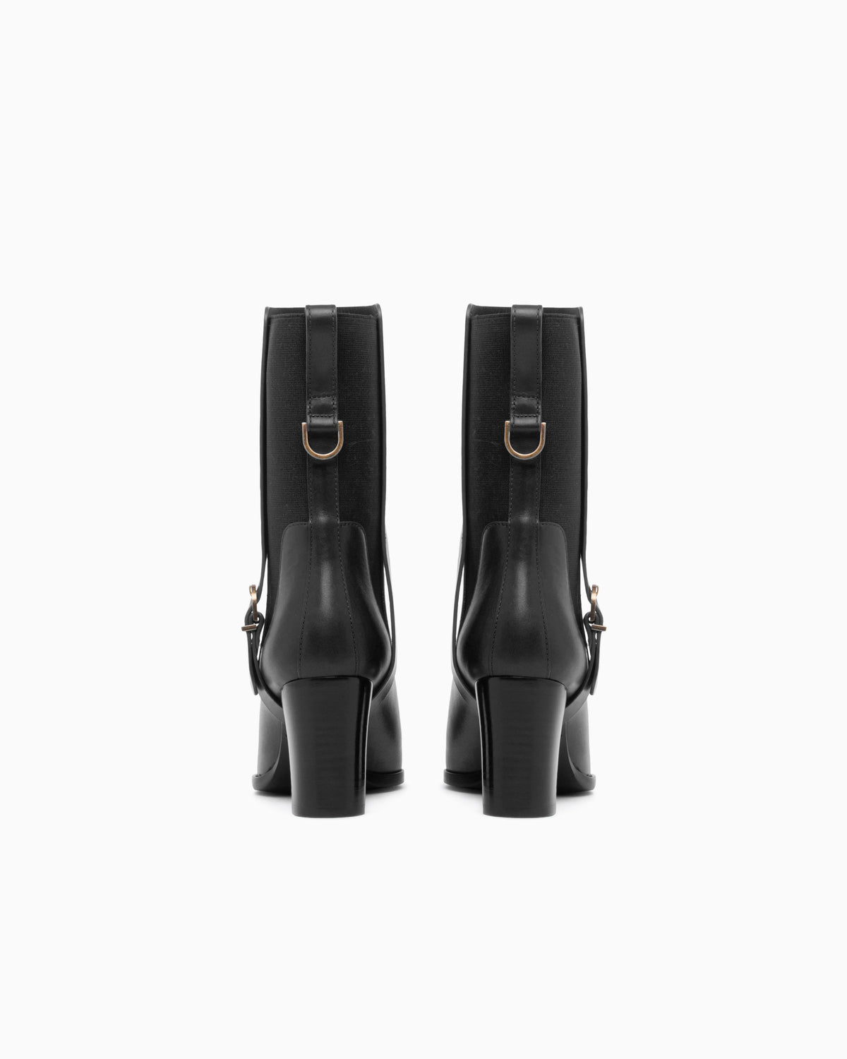 Boot with rubber details and leather sole