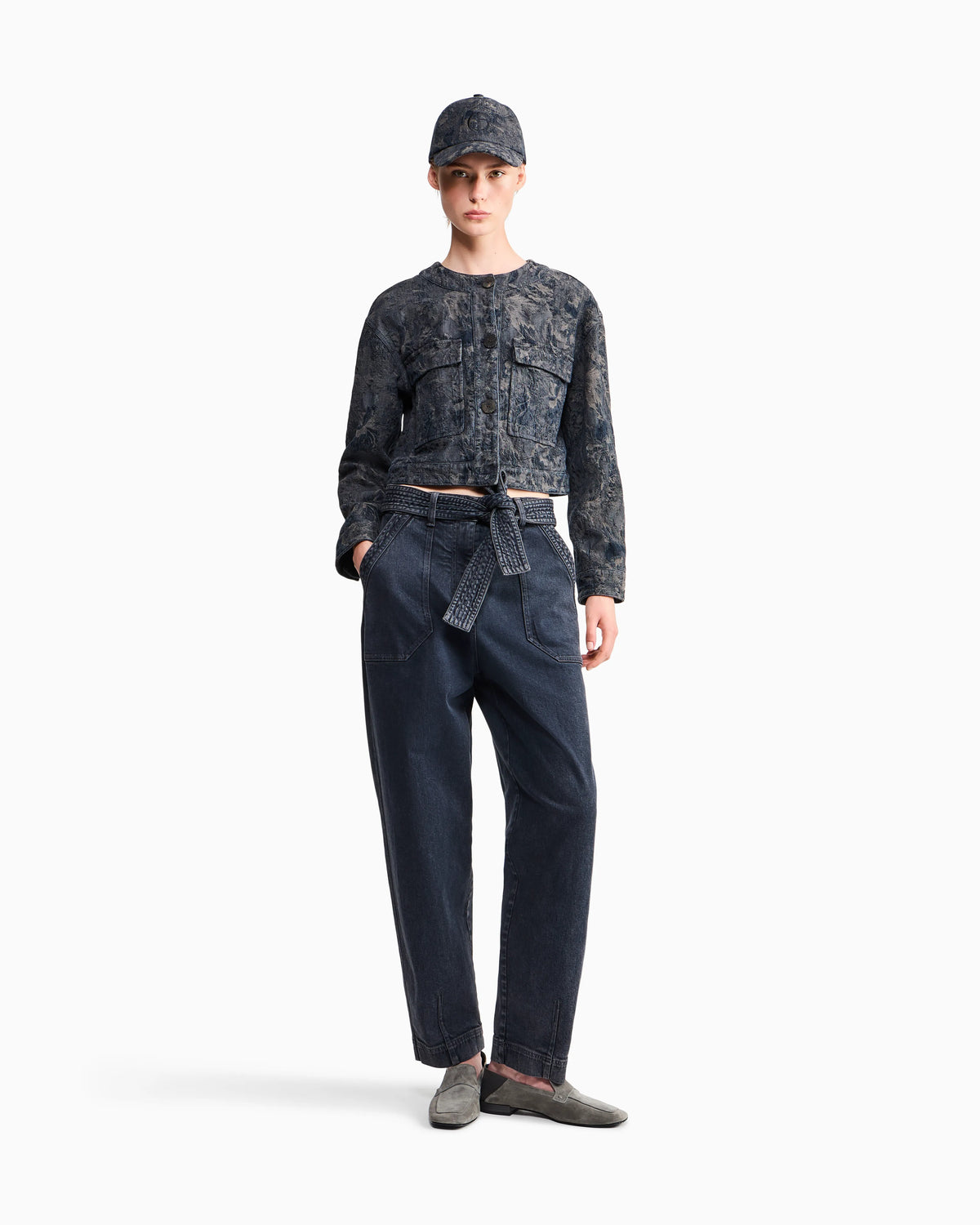 Regular fit belted cargo jeans in stretch cotton denim