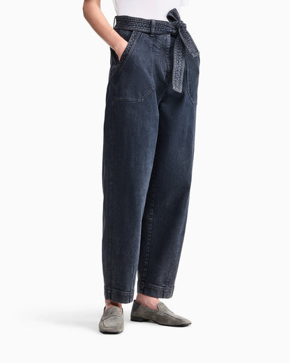 Regular fit belted cargo jeans in stretch cotton denim