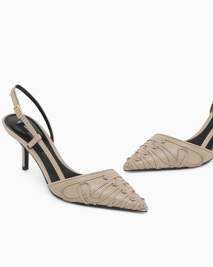 Decollete shoe with Cornely details and leather upper