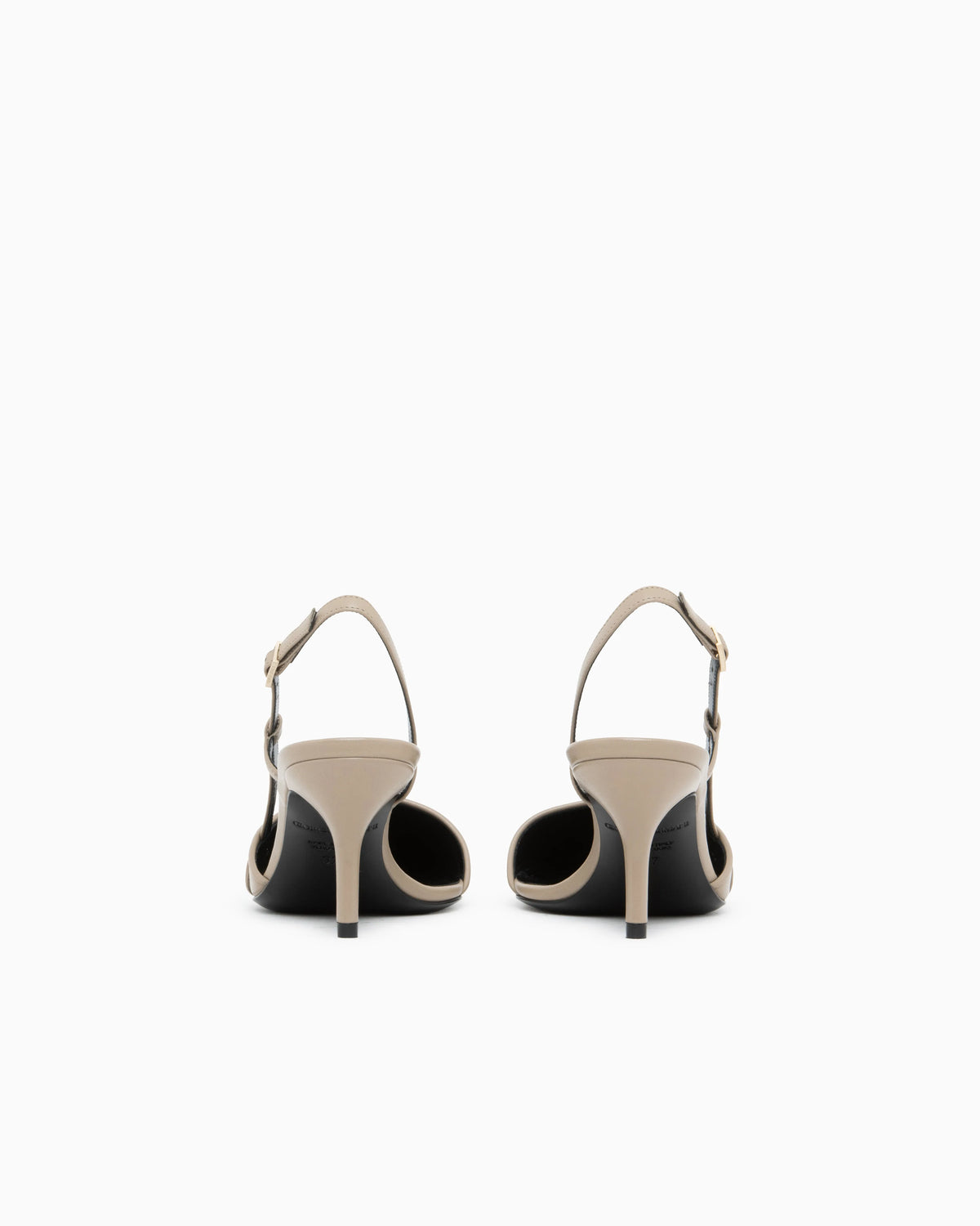 Decollete shoe with Cornely details and leather upper