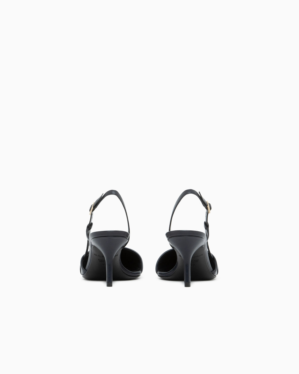 Decollete shoe with Cornely details and leather upper