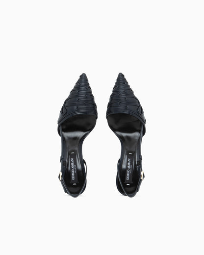 Decollete shoe with Cornely details and leather upper