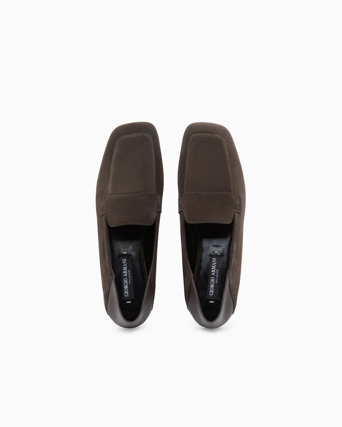 Loafer in split leather with leather lining and sole