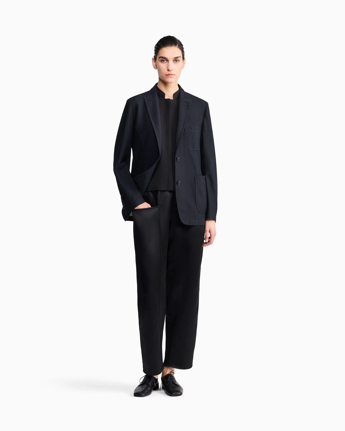 Single-breasted jacket in embossed mesh
