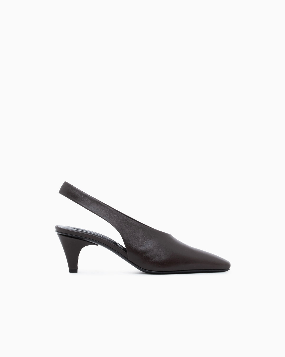 Decollete shoe leather lining and leather sole