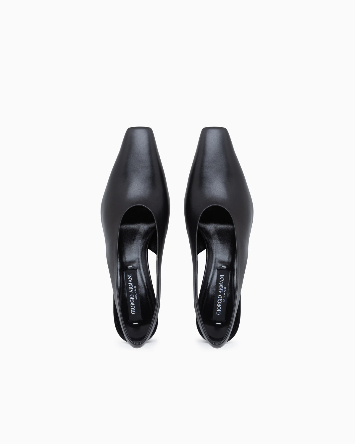 Decollete shoe leather lining and leather sole