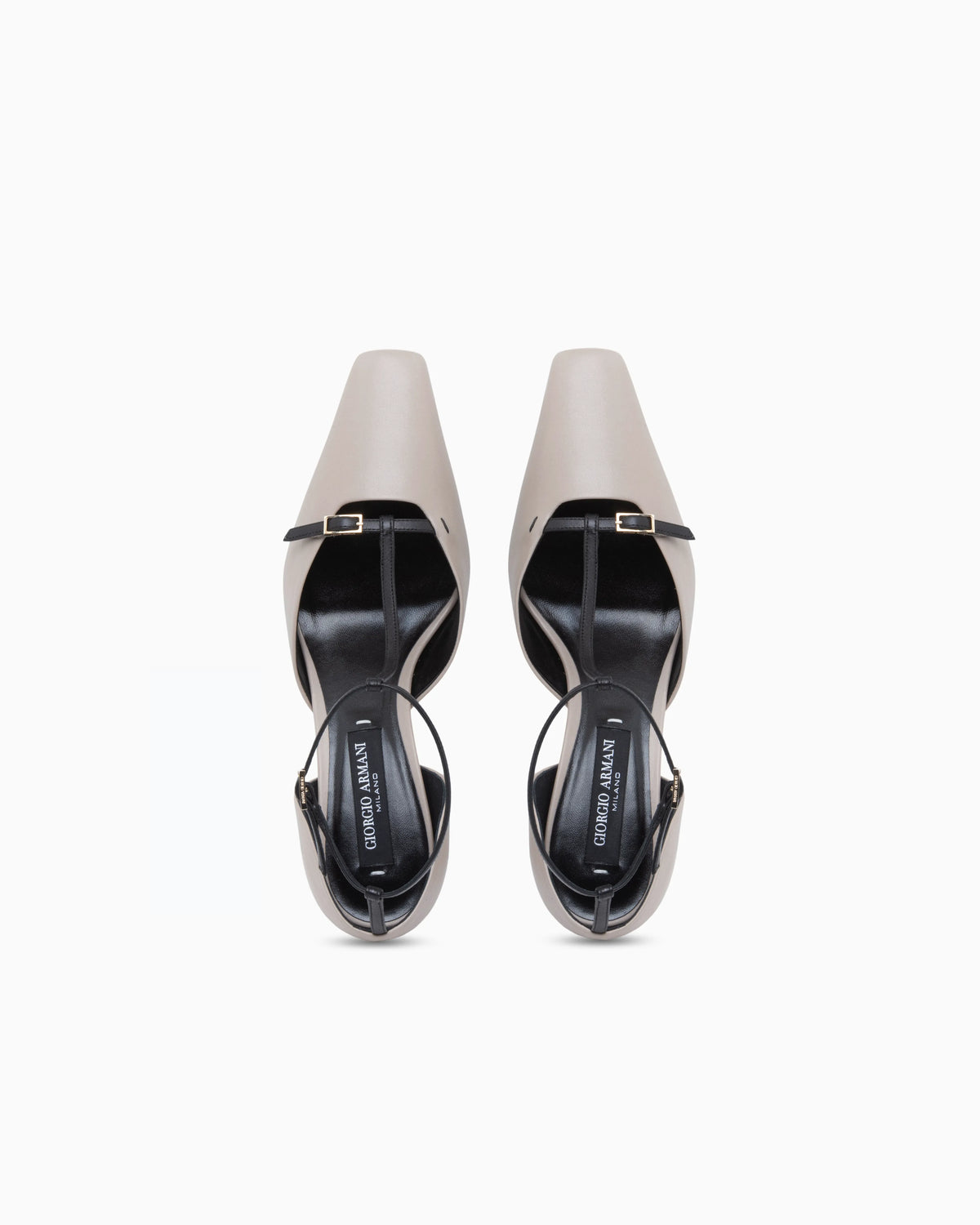 Decollete shoe leather upper and leather lining and sole