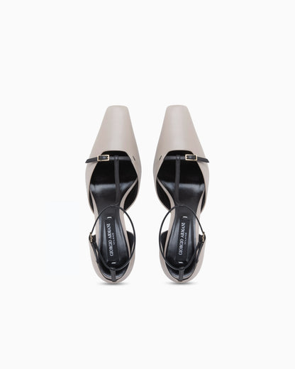 Decollete shoe leather upper and leather lining and sole