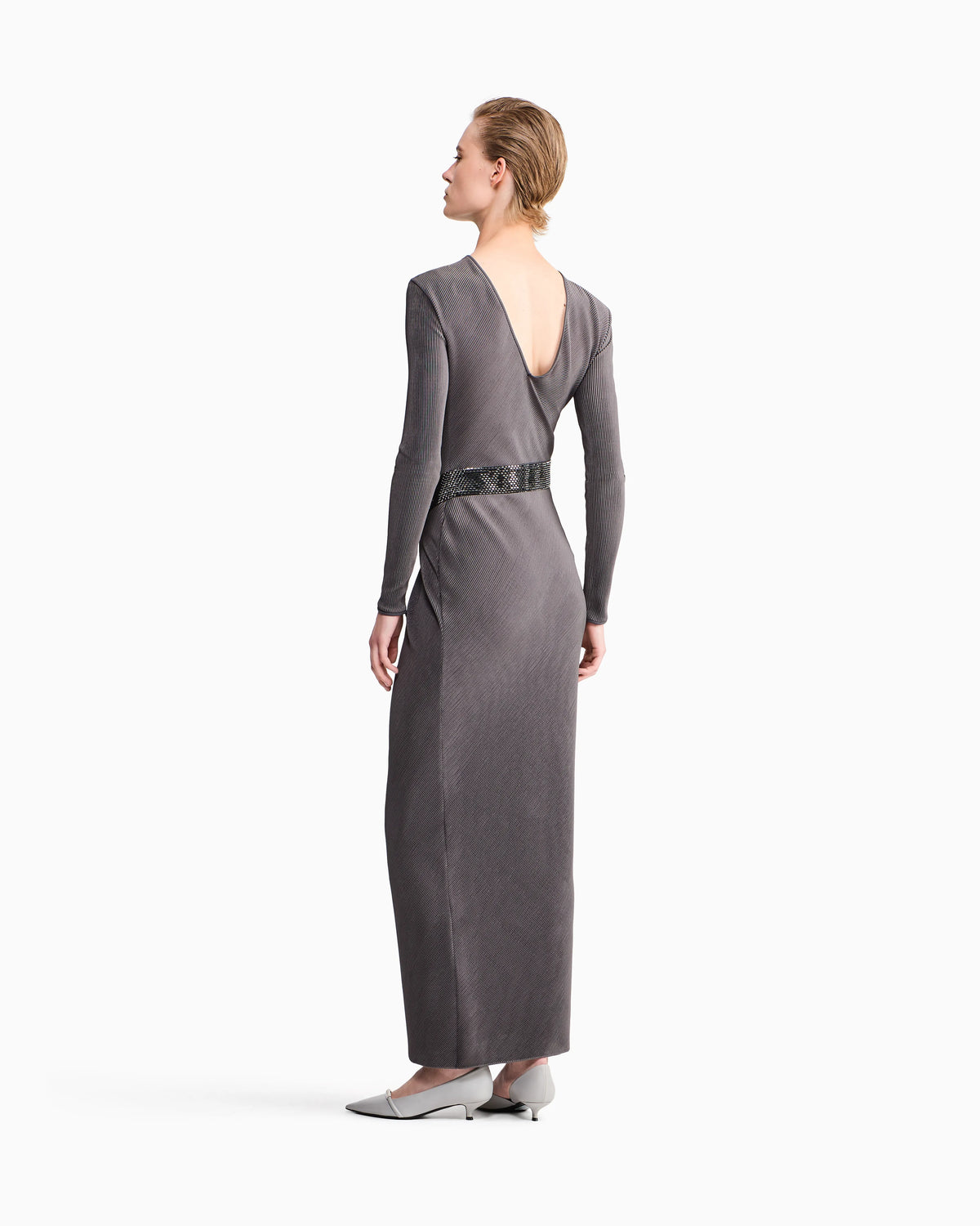 Dress pleated jersey with back V-neck and sequin detail