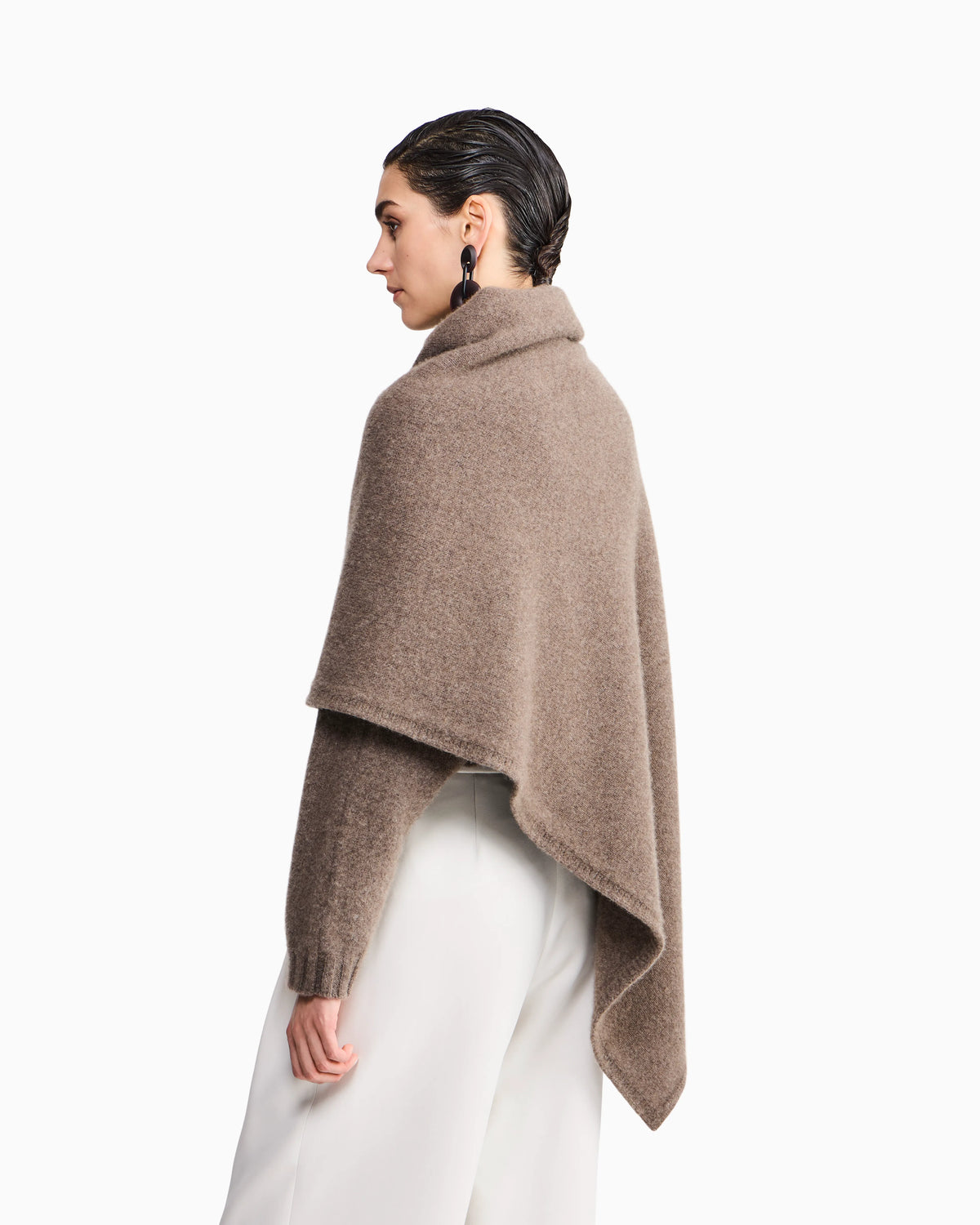 Asymmetrical cashmere cardigan with draped collar